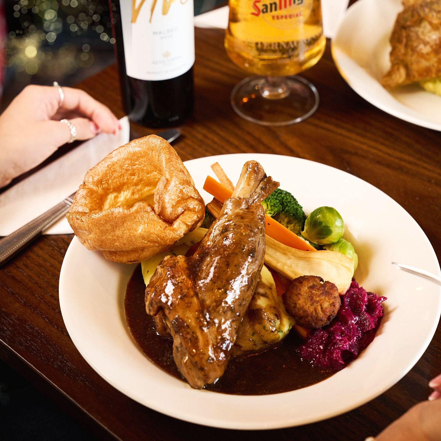 Christmas Day 2025 Lunch, Dinner & Dining at The Darran Risca Caerphilly in Risca