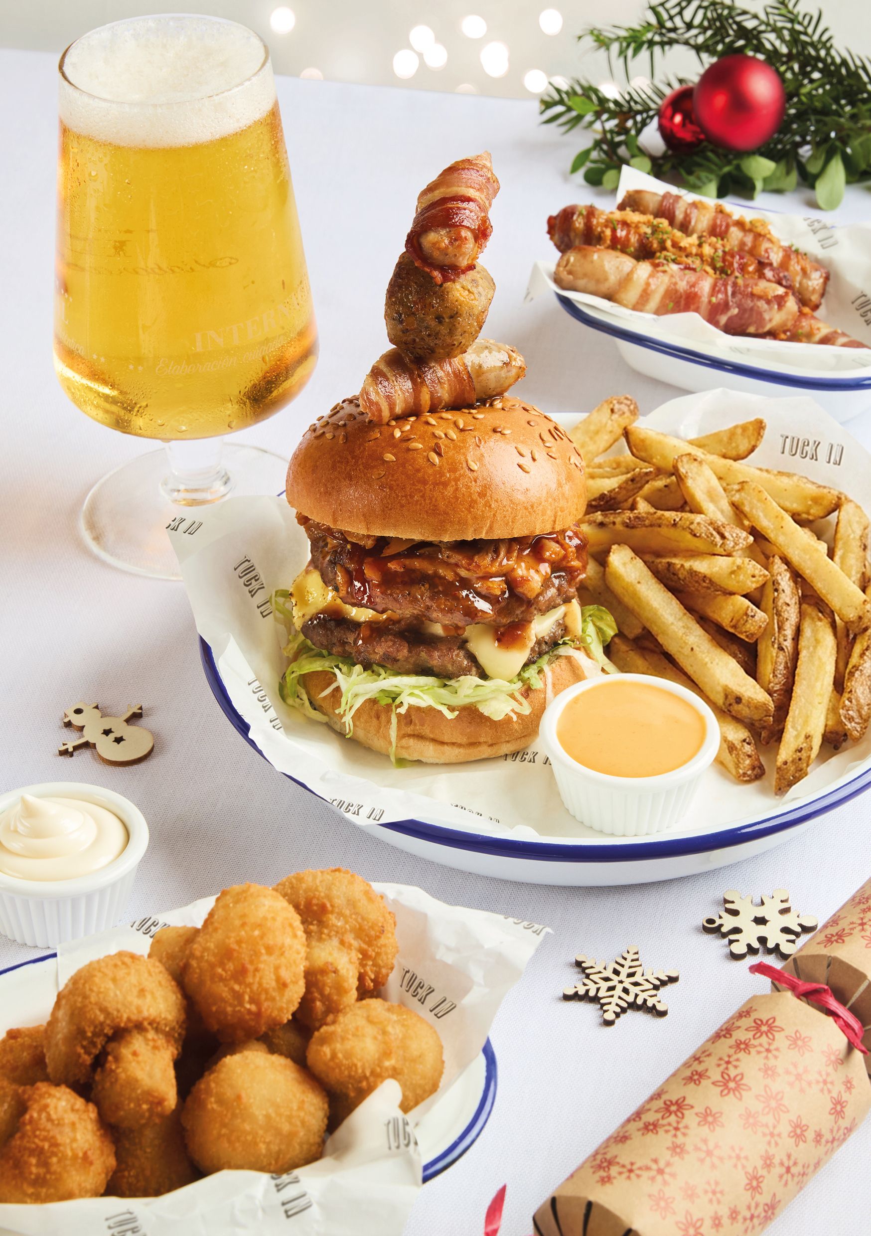 Festive Lunch & Dinner at The Darran Risca Caerphilly in Risca